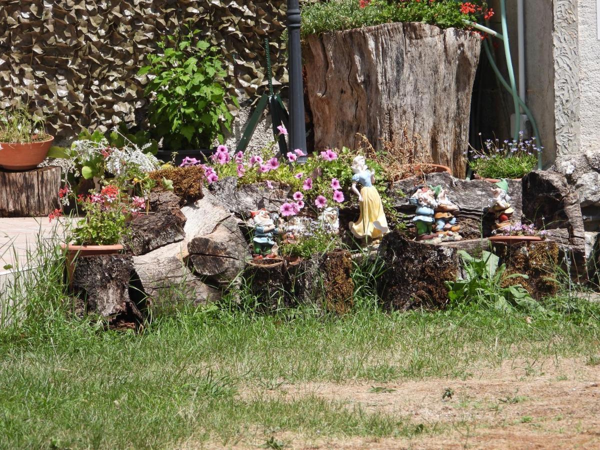 B&B La Tana Dell'Orso Villalago 외부 사진